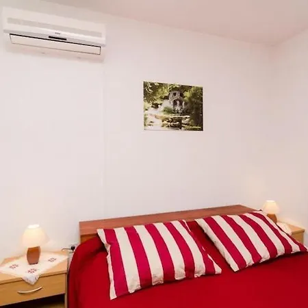 Apartment Kola Slano